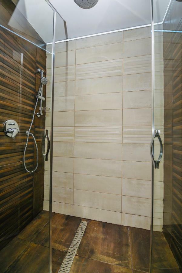 Heart Apartment With Free Private Parking Budapeste Exterior foto