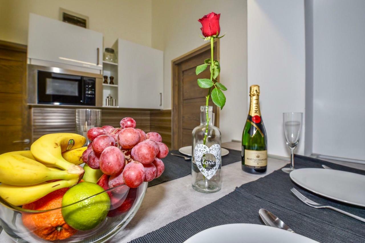 Heart Apartment With Free Private Parking Budapeste Exterior foto